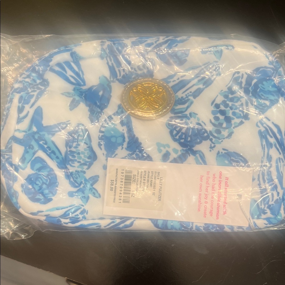Lilly Pulitzer White and Blue Seashell Crossbody with Gold Emblem - Picture 7 of 7